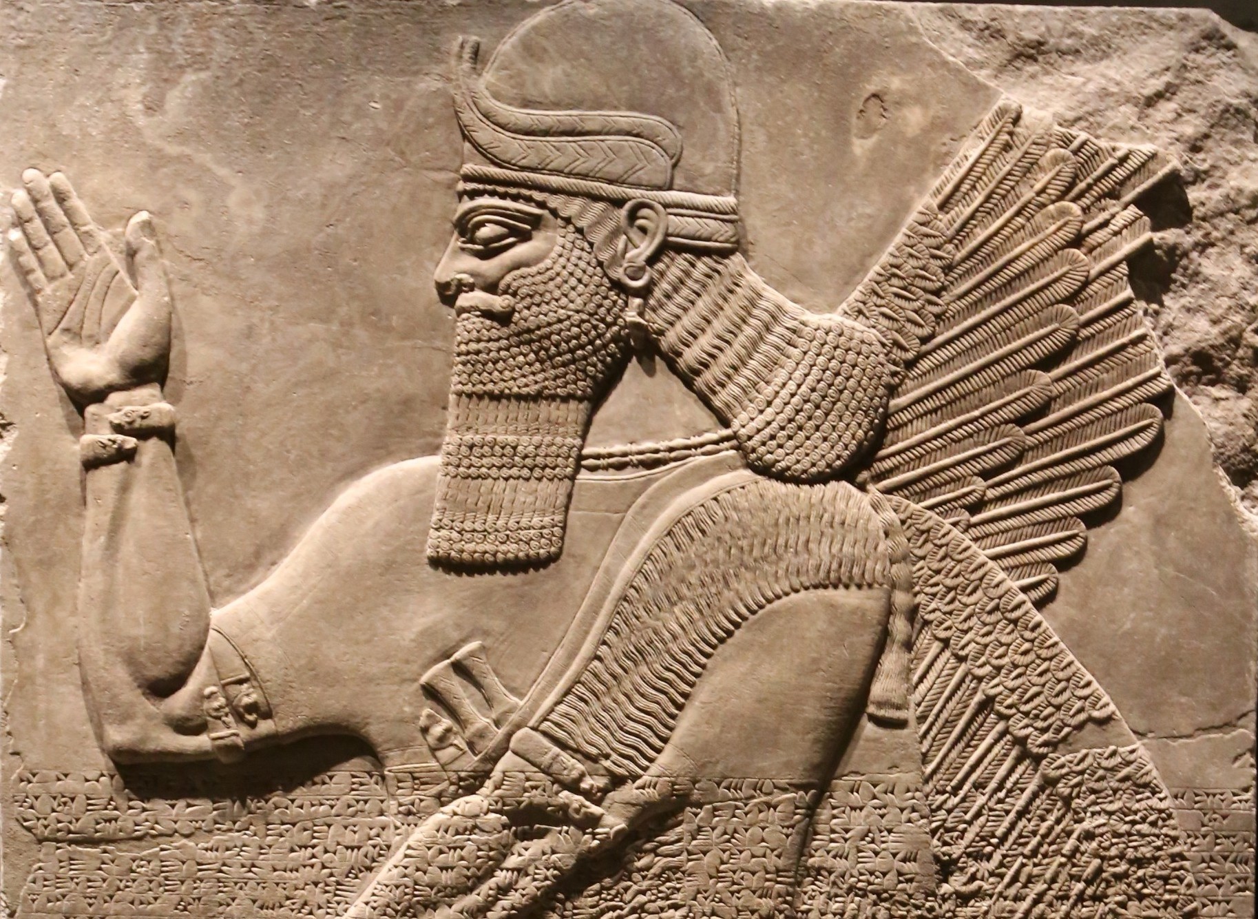 Genien,_Nimrud_870_v._Chr._Aegyptisches_Museum,_Muenchen-4